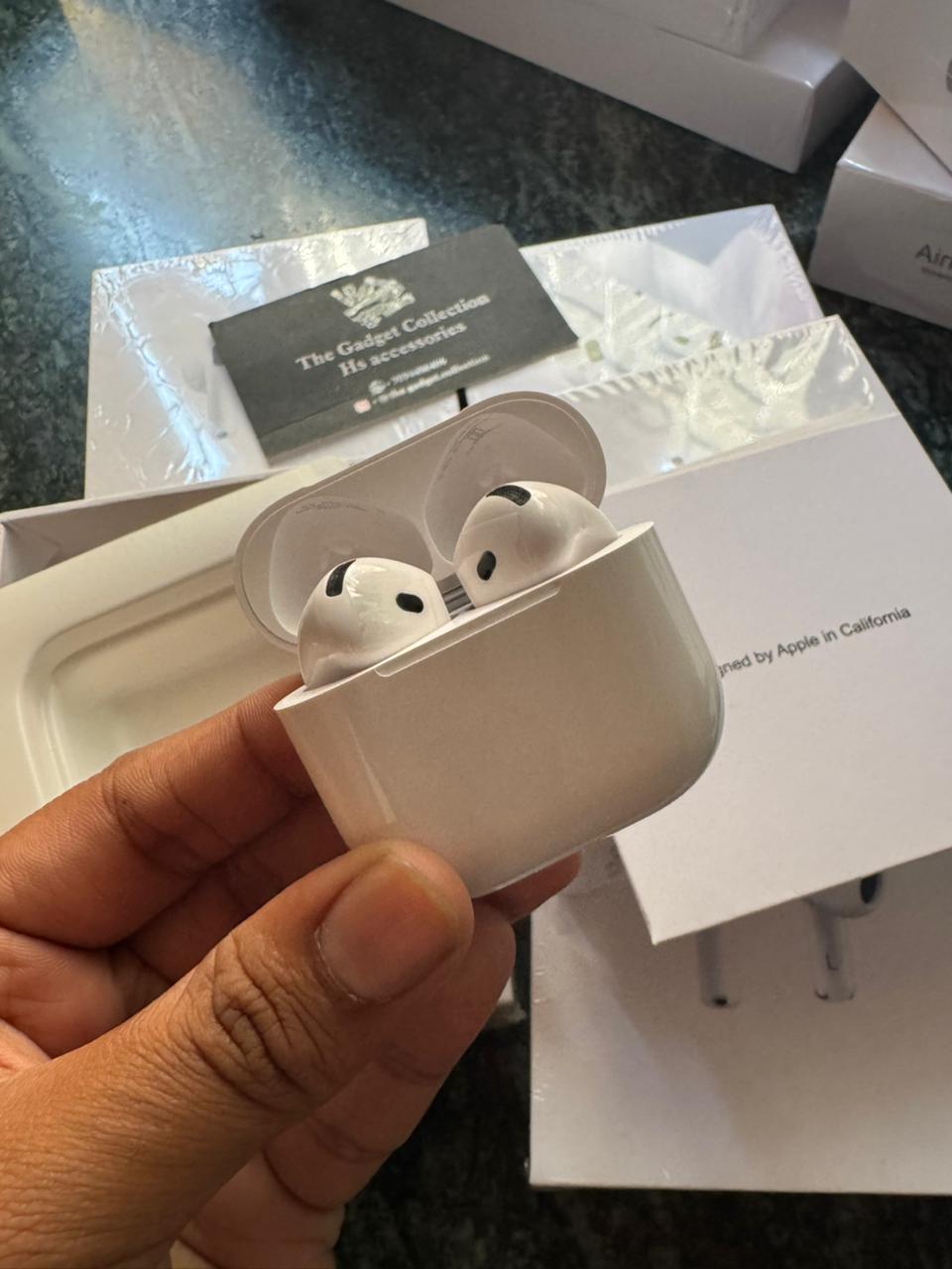 Wireless Bluetooth Earbuds with Charging Case